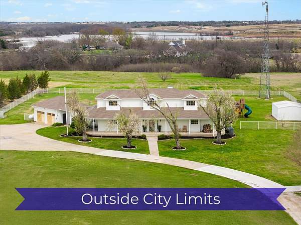 3 Acres of Land with Home for Sale in Rockwall, Texas