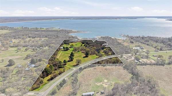 21.7 Acres of Land with Home for Sale in Telephone, Texas