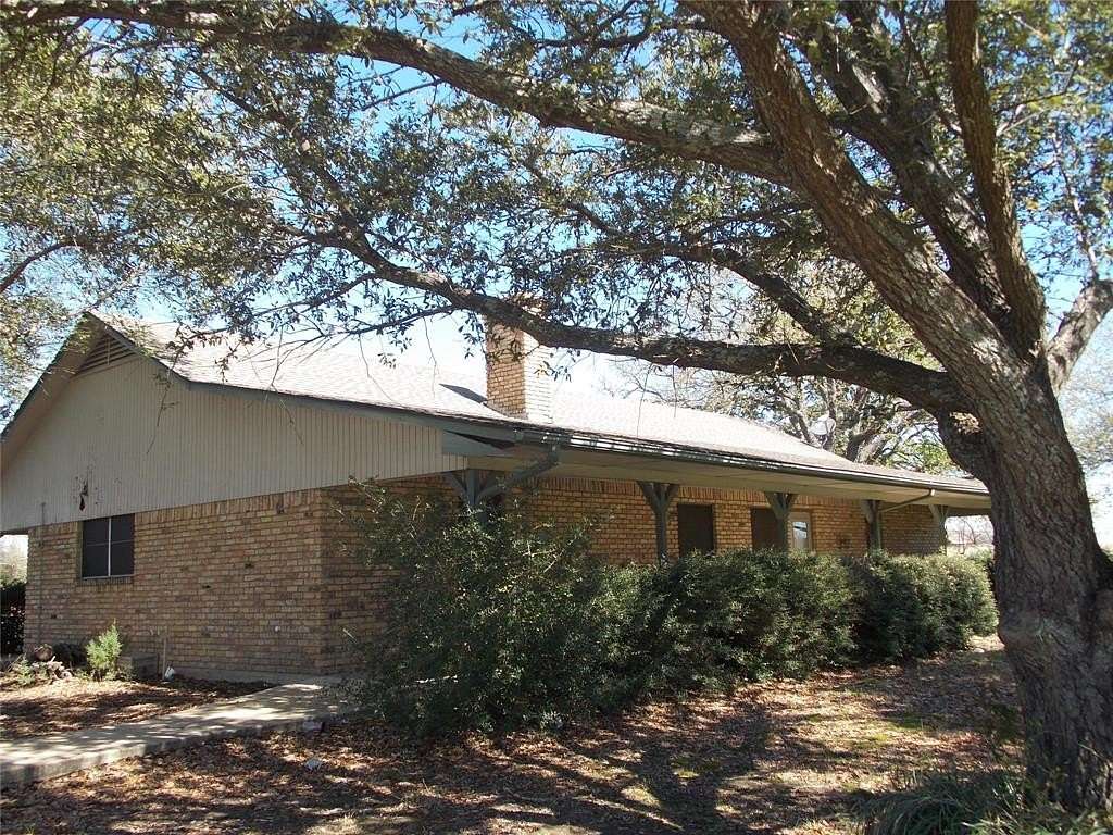 5 Acres of Land with Home for Sale in Scurry, Texas