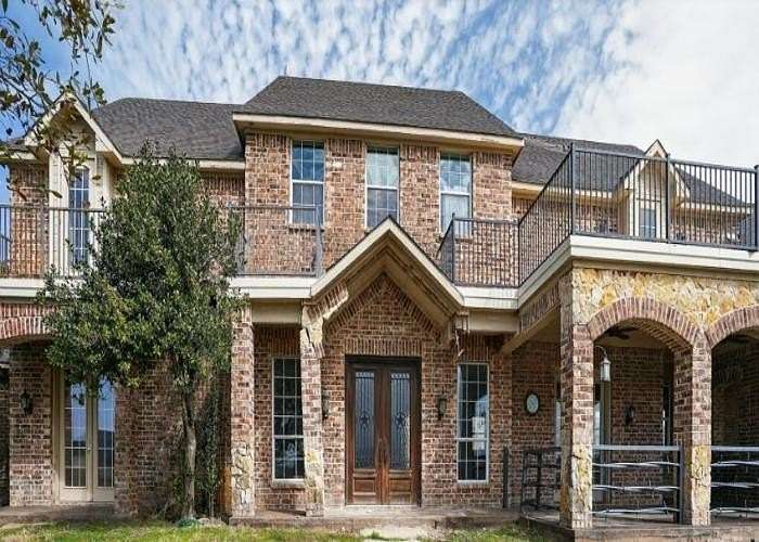 10 Acres of Land with Home for Sale in Fort Worth, Texas