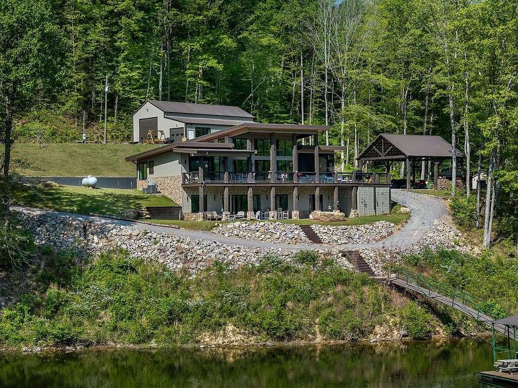 9 Acres of Land with Home for Sale in Arley, Alabama