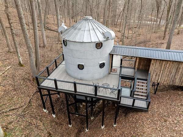 8.22 Acres of Land with Home for Sale in Rockbridge, Ohio