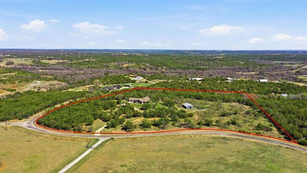 9.12 Acres of Land with Home for Sale in Stephenville, Texas
