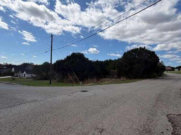 0.5 Acres of Residential Land for Sale in Granbury, Texas