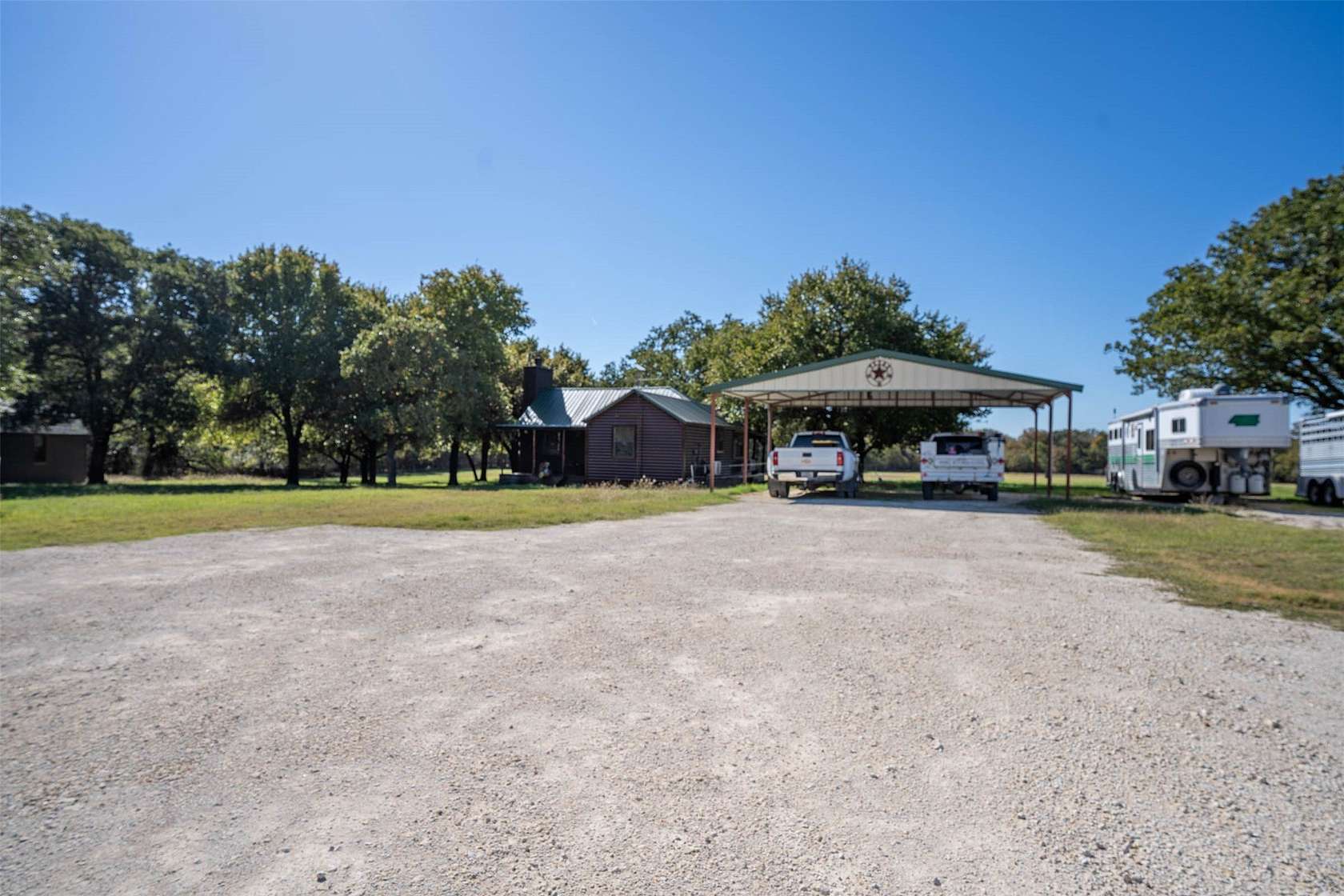 24.1 Acres of Land with Home for Sale in Covington, Texas