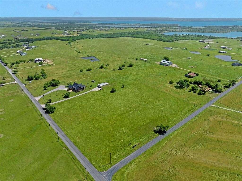 5.12 Acres of Residential Land for Sale in Sanger, Texas