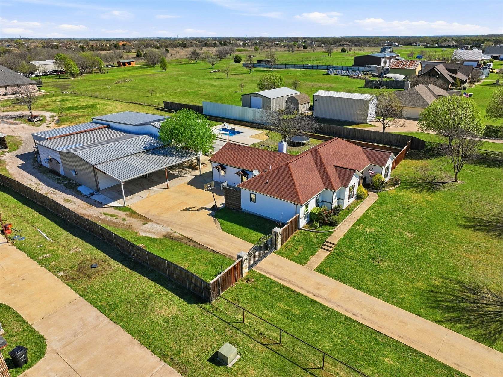 1.6 Acres of Land with Home for Sale in Waxahachie, Texas