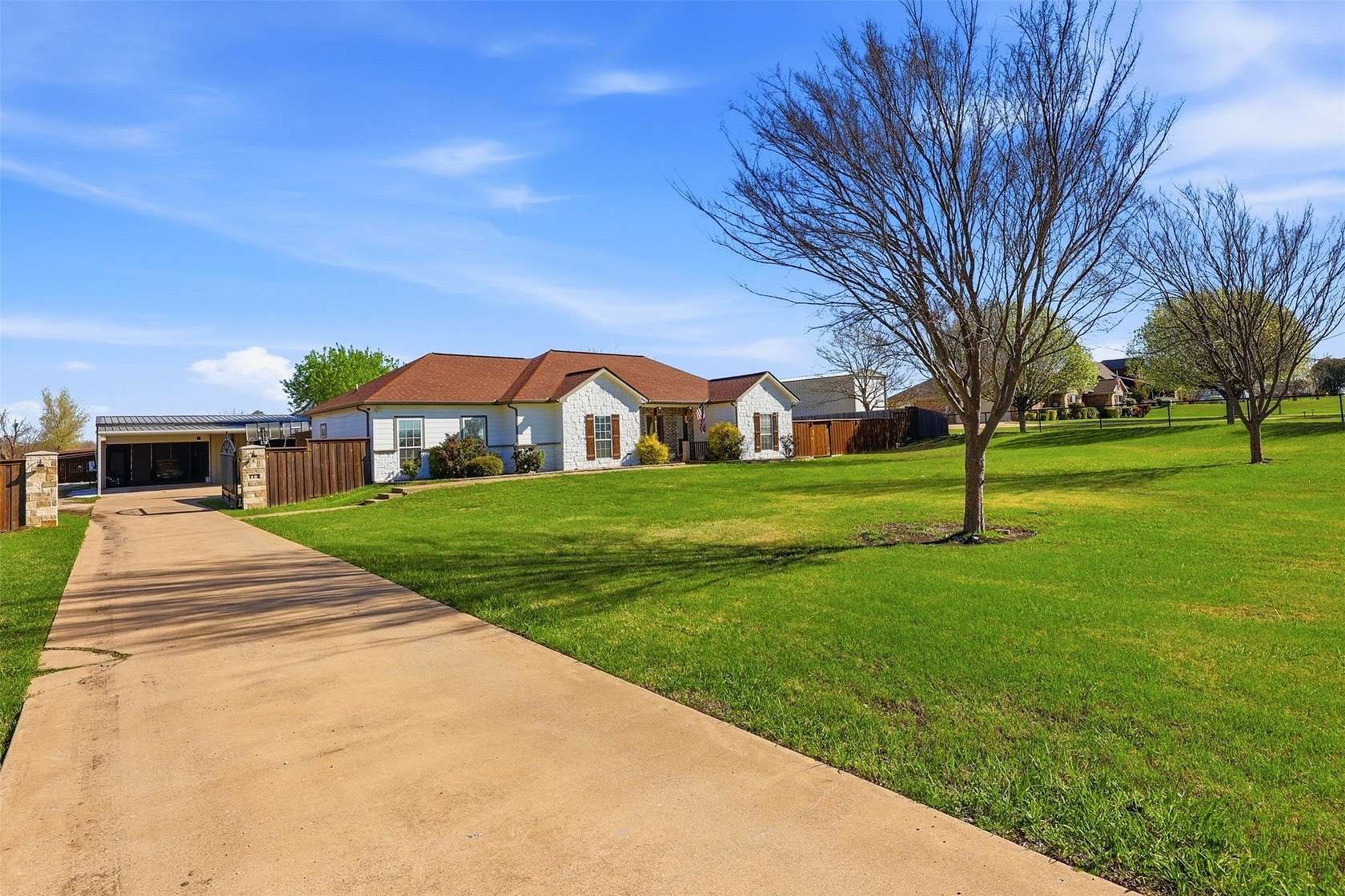 1.6 Acres of Land with Home for Sale in Waxahachie, Texas