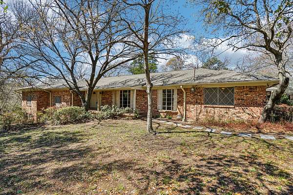 2.57 Acres of Land with Home for Sale in Duncanville, Texas