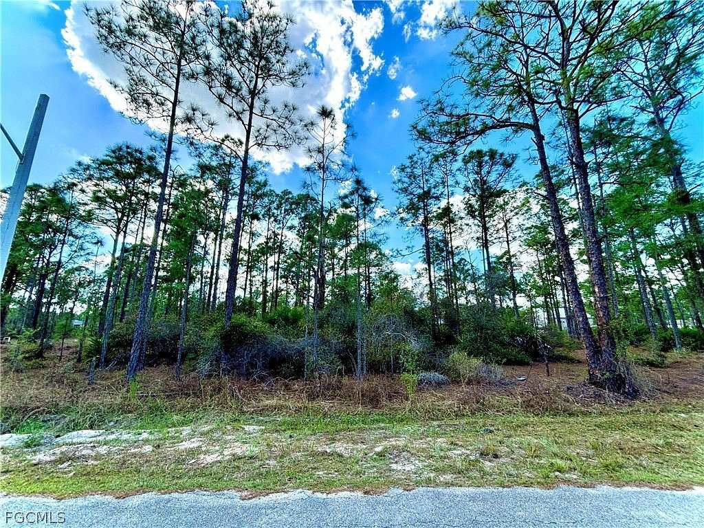 0.5 Acres of Residential Land for Sale in Alva, Florida