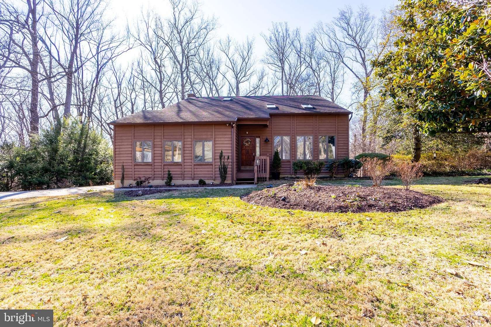 2.34 Acres of Land with Home for Sale in Crownsville, Maryland