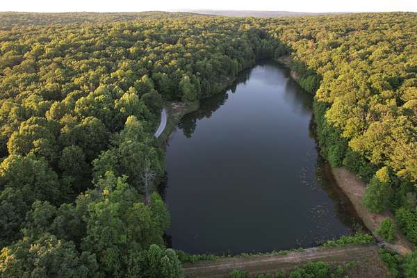 4 Acres of Residential Land for Sale in Altamont, Tennessee
