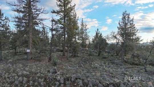 1.77 Acres of Residential Land for Sale in Bonanza, Oregon