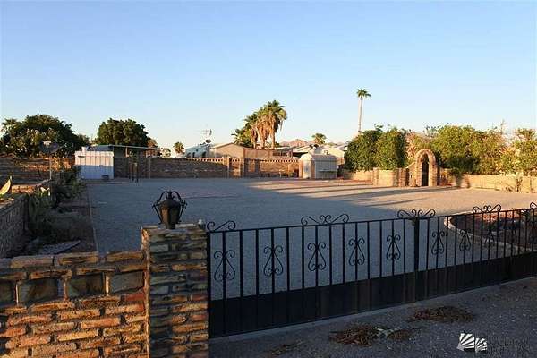 Residential Land for Sale in Yuma, Arizona