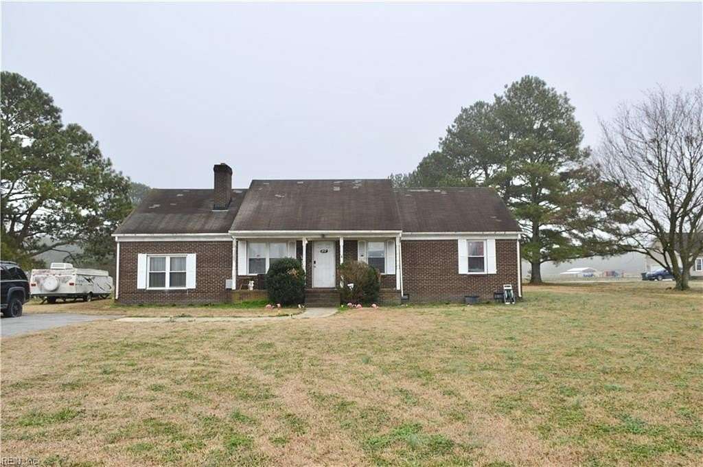 2.2 Acres of Land with Home for Sale in Suffolk, Virginia