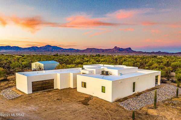 2.18 Acres of Land with Home for Sale in Tucson, Arizona