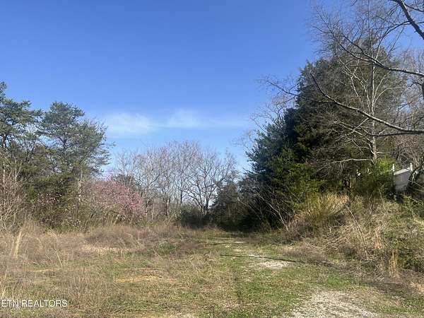 2.5 Acres of Residential Land for Sale in Morristown, Tennessee