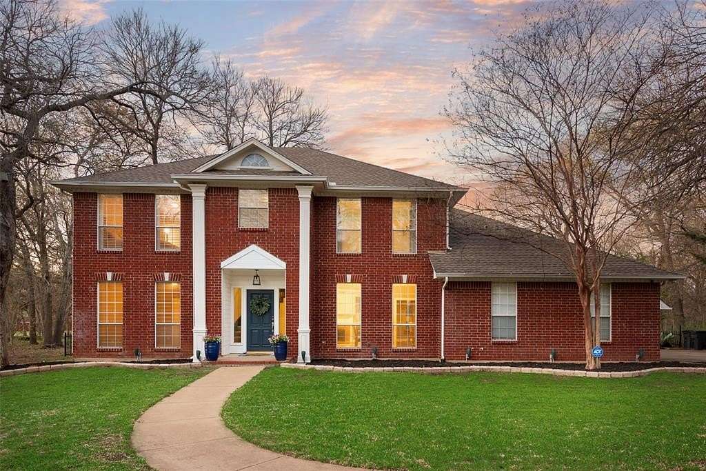 3 Acres of Land with Home for Sale in Midlothian, Texas