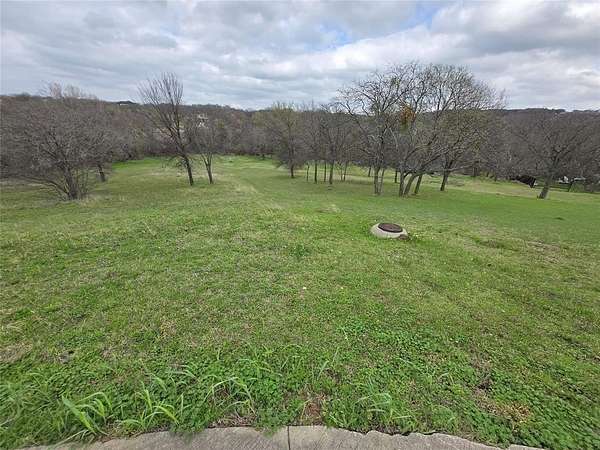 1 Acre of Residential Land for Sale in Cedar Hill, Texas