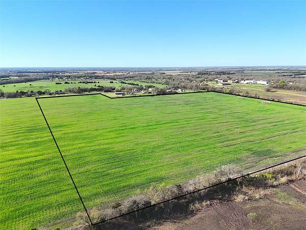 41.8 Acres of Agricultural & Residential Land for Sale in Enloe, Texas
