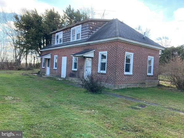4.49 Acres of Land with Home for Lease in Jamison, Pennsylvania