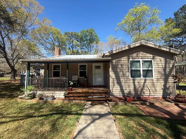 1.52 Acres of Land with Home for Sale in Kirbyville, Texas