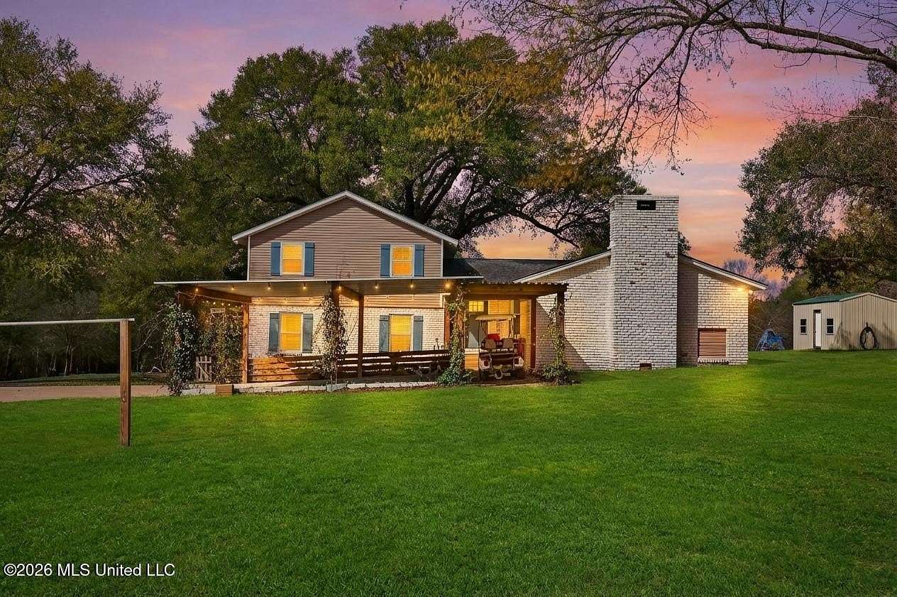 6.7 Acres of Land with Home for Sale in Gulfport, Mississippi