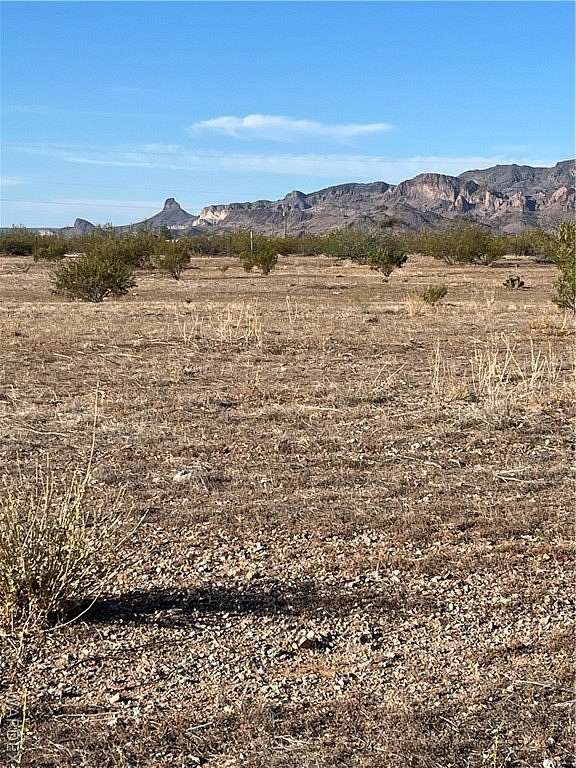 1.25 Acres of Residential Land for Sale in Golden Valley, Arizona