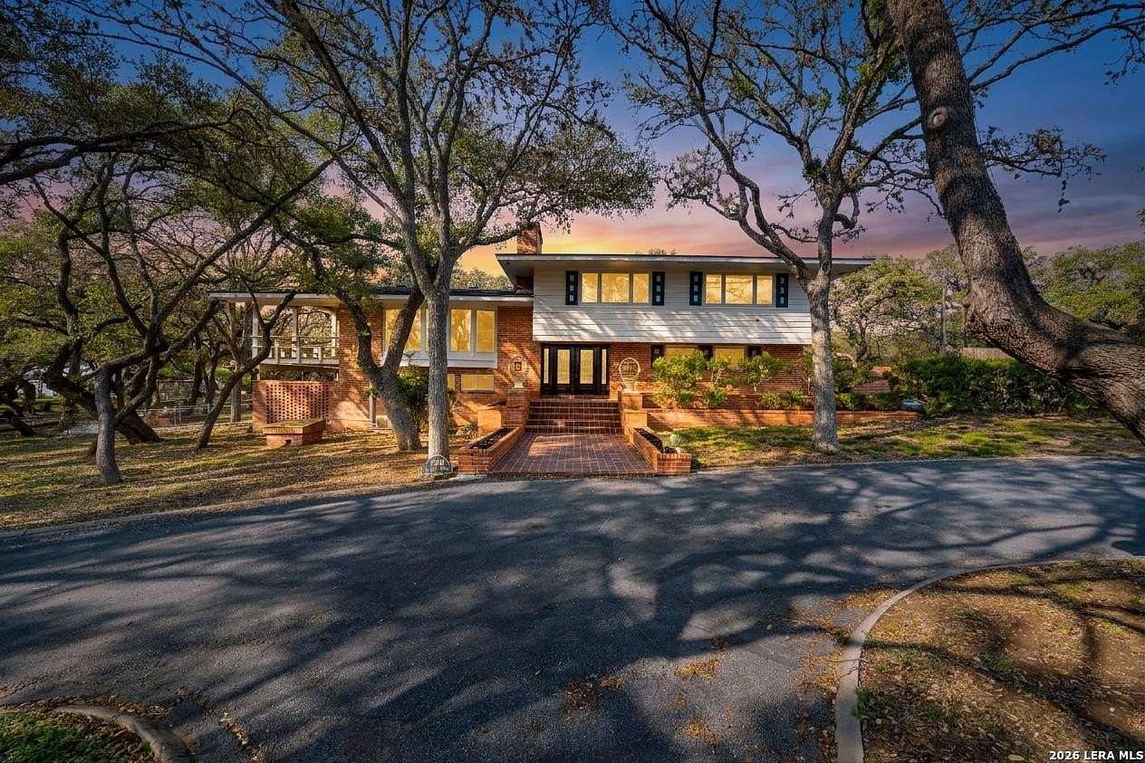 1.67 Acres of Land with Home for Sale in San Antonio, Texas