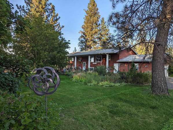 5.64 Acres of Improved Mixed-Use Land for Sale in Medical Lake, Washington