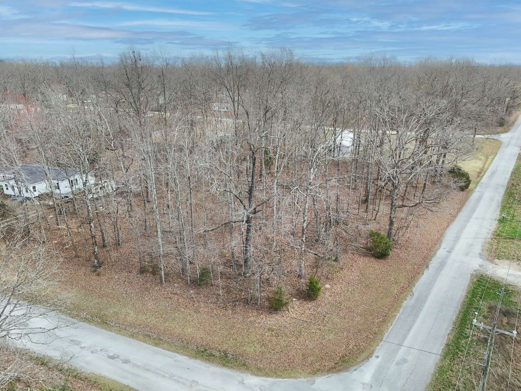 1 Acre of Residential Land for Sale in Beechgrove, Tennessee