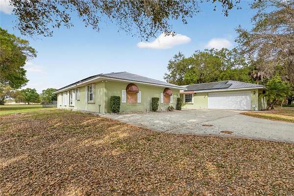 2.4 Acres of Land with Home for Lease in Sebring, Florida