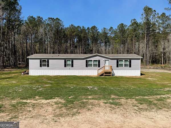 2.69 Acres of Land with Home for Sale in Springfield, Georgia