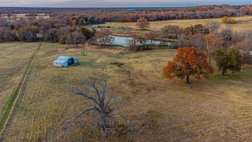 10 Acres of Agricultural Land for Sale in Athens, Texas