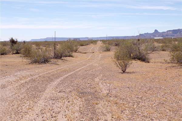 2.35 Acres of Residential Land for Sale in Golden Valley, Arizona