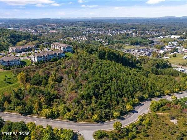 5.64 Acres of Mixed-Use Land for Sale in Knoxville, Tennessee