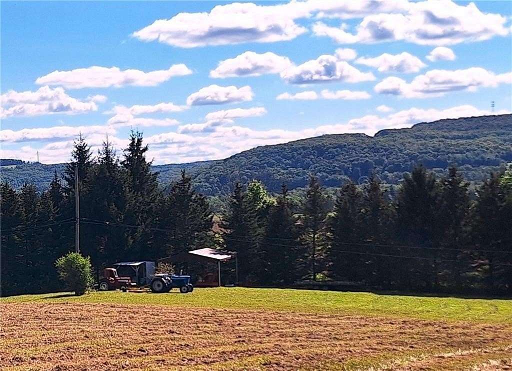 4 Acres of Residential Land for Sale in Wayland, New York