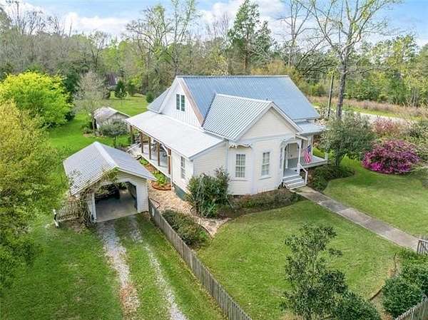 26.9 Acres of Recreational Land with Home for Sale in Franklinton, Louisiana