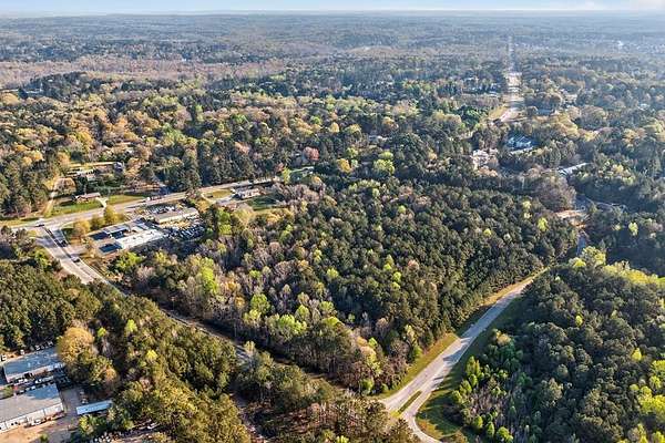 15.7 Acres of Commercial Land for Sale in Stockbridge, Georgia