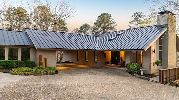 5.23 Acres of Land with Home for Sale in Little Rock, Arkansas