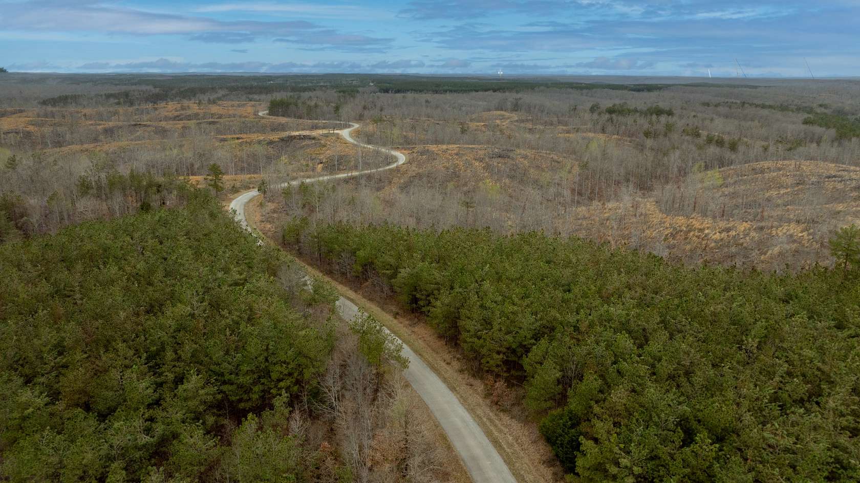 5 Acres of Residential Land for Sale in Linden, Tennessee