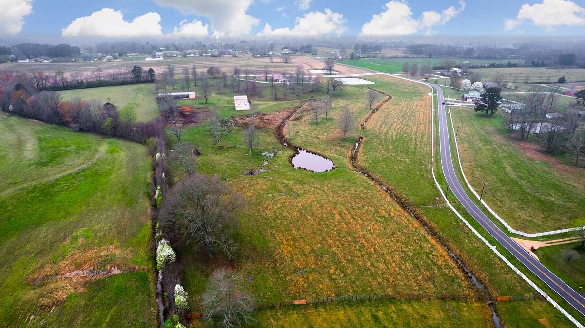 8 Acres of Land for Sale in Ardmore, Alabama