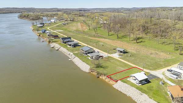 Residential Land for Sale in Clifton, Tennessee