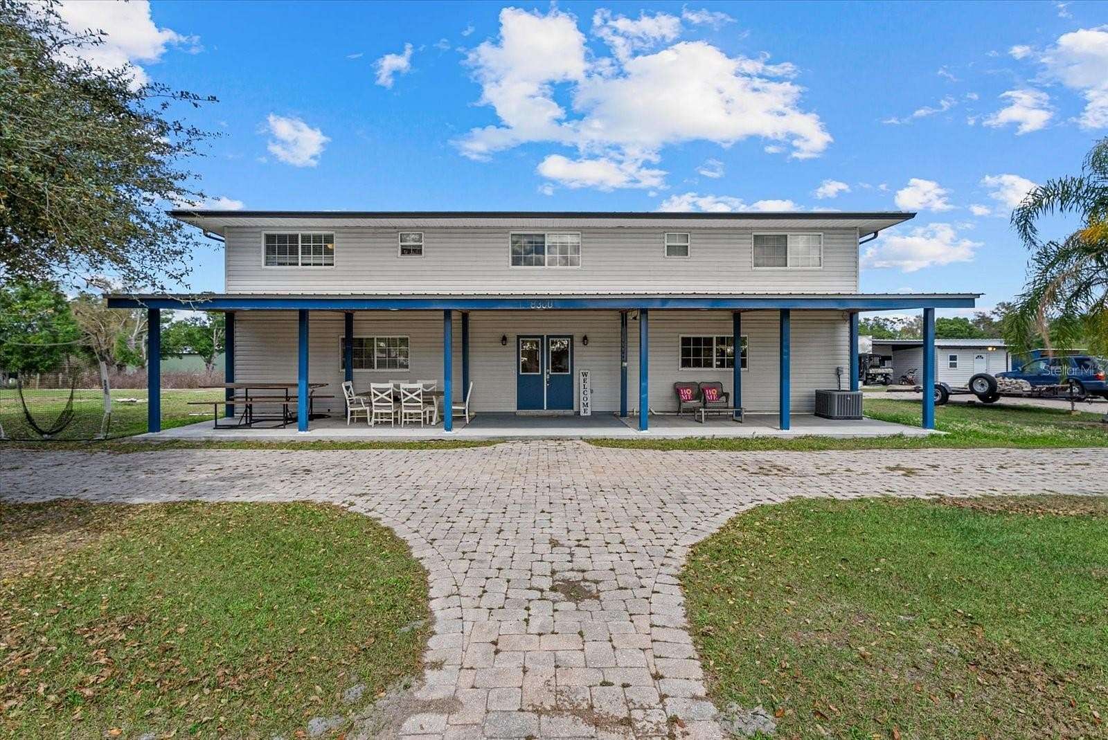 1.55 Acres of Land with Home for Sale in Arcadia, Florida