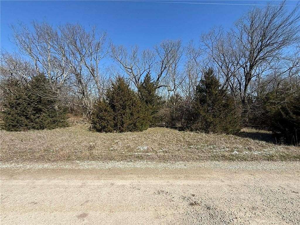 0.21 Acres of Residential Land for Sale in Linn Valley, Kansas