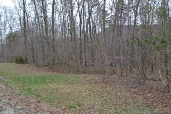 5.26 Acres of Residential Land for Sale in Jamestown, Tennessee