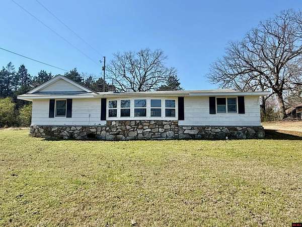 1.7 Acres of Land with Home for Sale in Bull Shoals, Arkansas