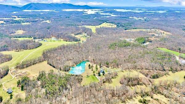 21 Acres of Commercial Land for Sale in Huddleston, Virginia