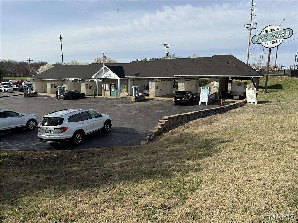 0.92 Acres of Mixed-Use Land for Sale in O'Fallon, Missouri