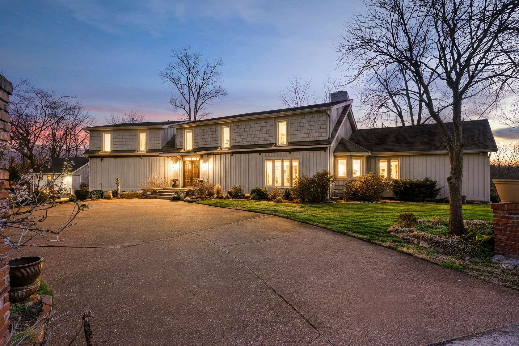 4.12 Acres of Land with Home for Sale in Franklin, Tennessee